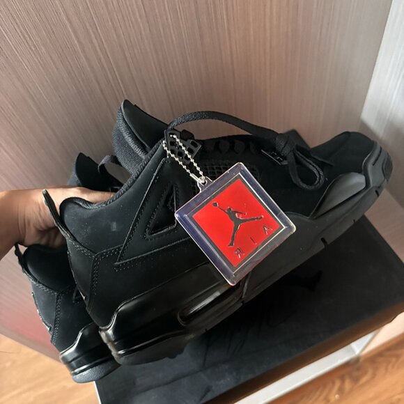 Nike Jordan 4 Retro Unisex Sneaker - Picture 4 of 5